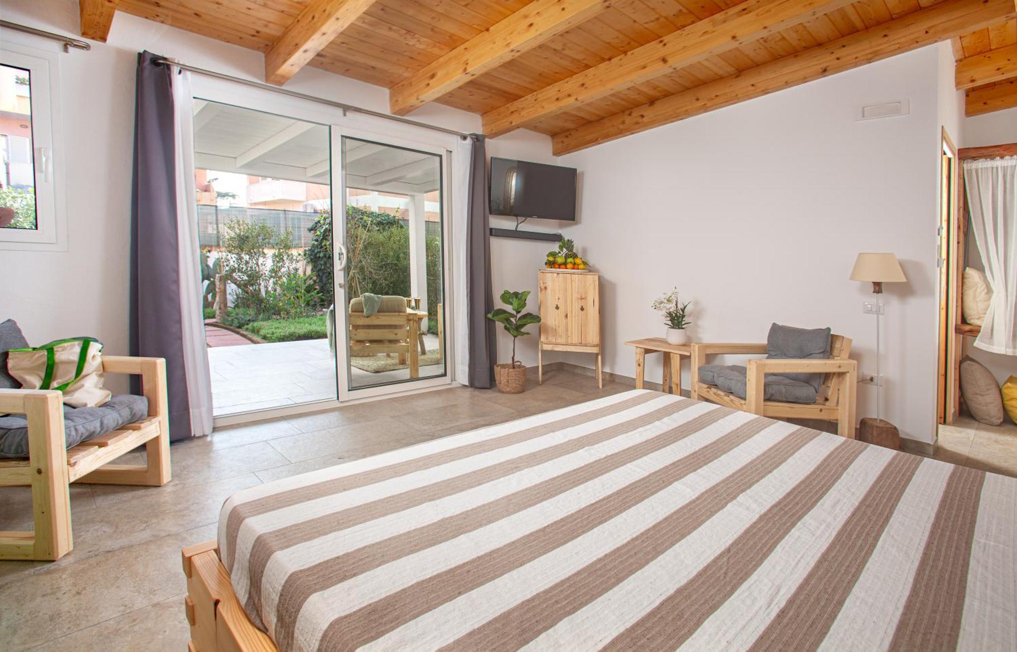 B&B Les Chambres Rooms & Suite Santa Teresa Gallura Kültér fotó